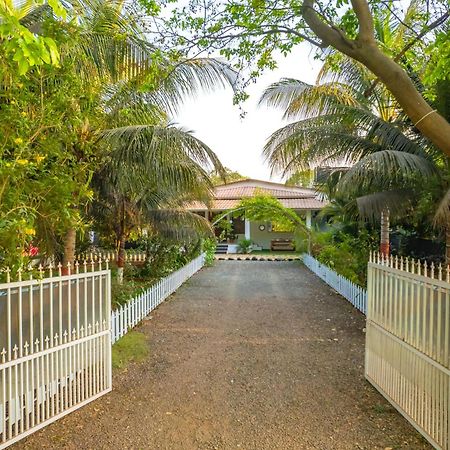 Eko Stay- Casa Polo Villa Alībāg Exteriör bild